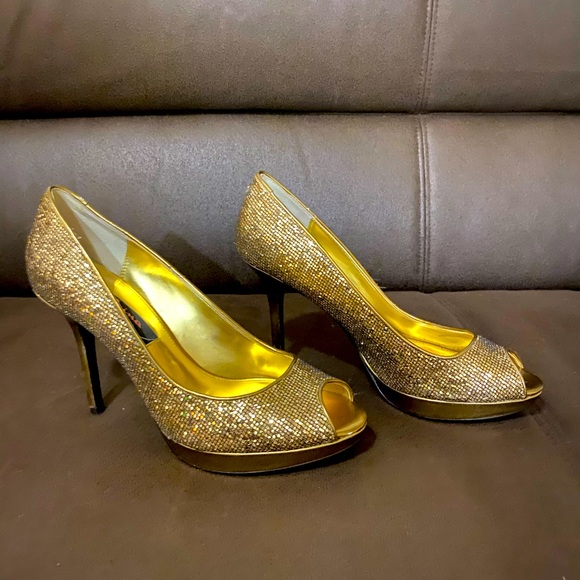 Dark gold, glittered, peekaboo toe, heels - Picture 3 of 3